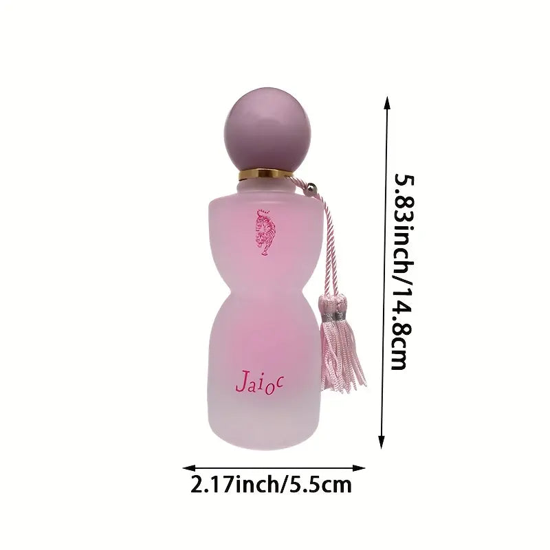 يتميز هذا الرذاذ الطبيعي الساحر بحجم 75 مل للنساء المسنات بتصميم أنيق بسيط ولكنه متطور