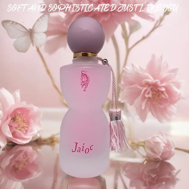 يتميز هذا الرذاذ الطبيعي الساحر بحجم 75 مل للنساء المسنات بتصميم أنيق بسيط ولكنه متطور